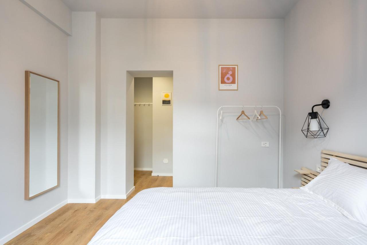 Cute Central Apartments In Villa Bucureşti Eksteriør bilde