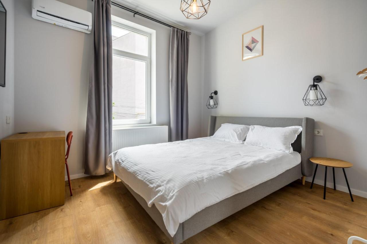 Cute Central Apartments In Villa Bucureşti Eksteriør bilde