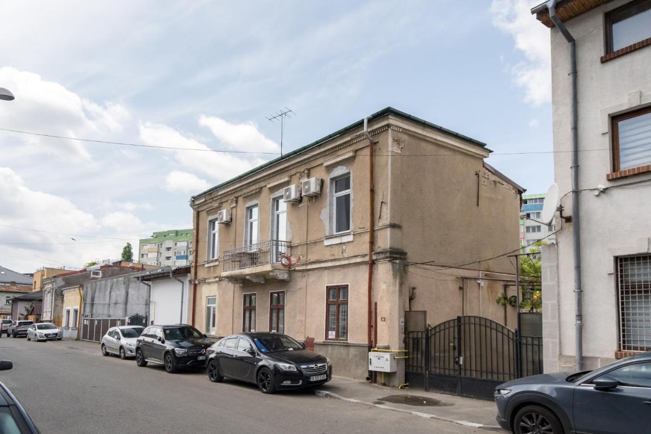 Cute Central Apartments In Villa Bucureşti Eksteriør bilde